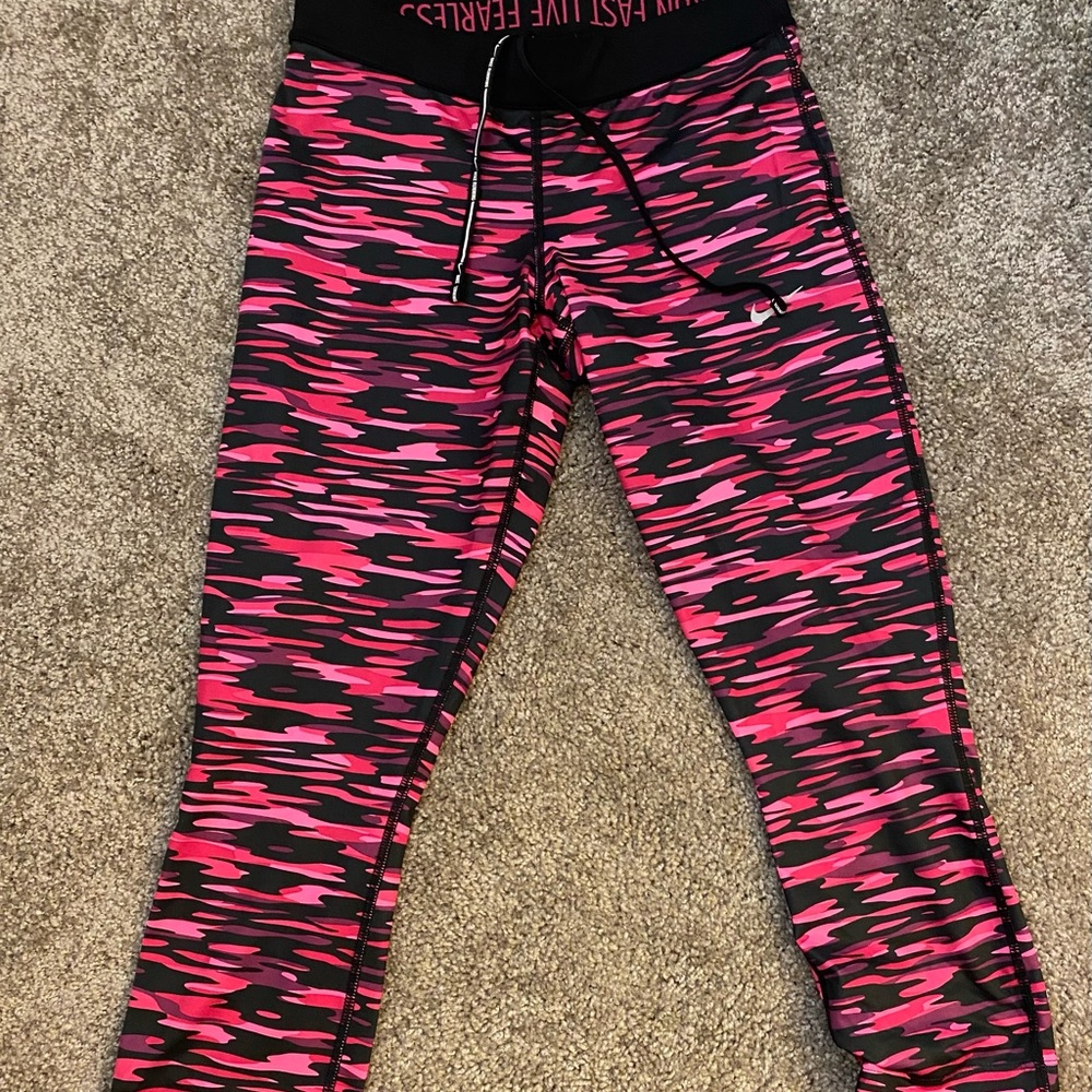 Nike Yoga leggings